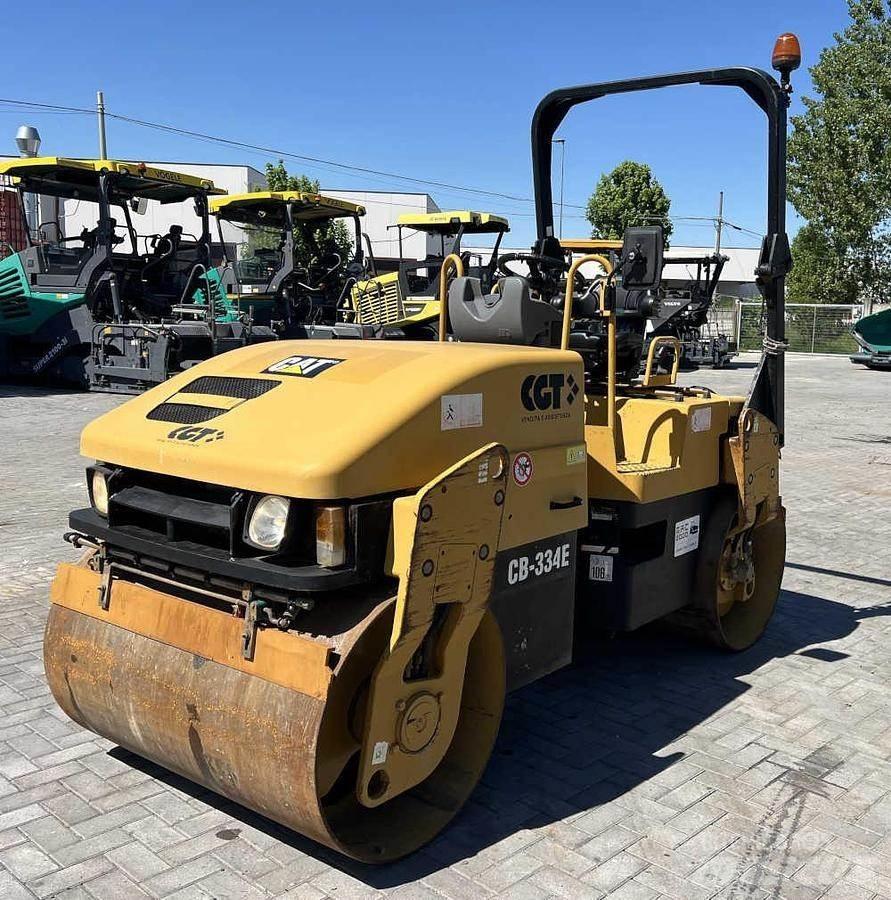 CAT CB 334E Οδοστρωτήρες διπλού κυλίνδρου