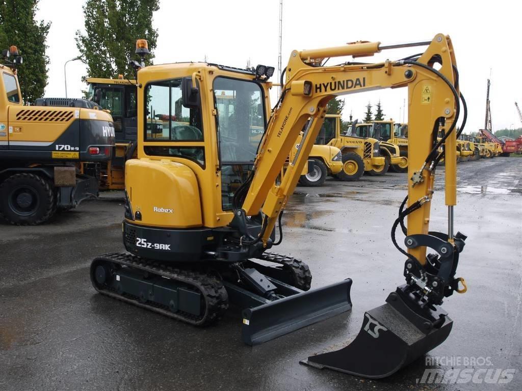Hyundai R25Z-9AK Εκσκαφάκι (διαβολάκι) < 7t