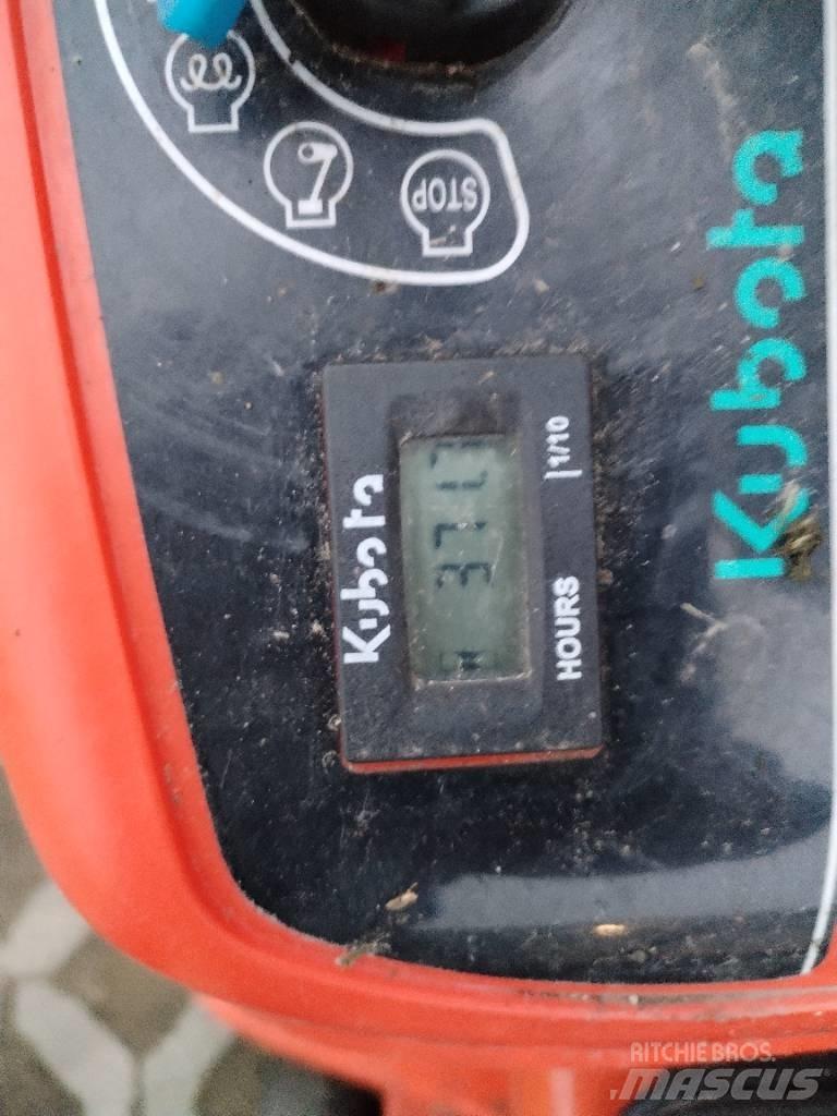 Kubota GZD 21 Χορτοκοπτικά με καθιστό χειριστή