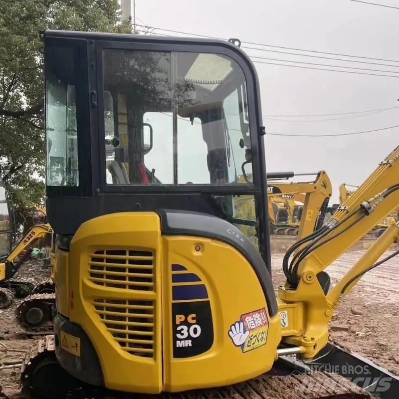 Komatsu PC 30 Εκσκαφάκι (διαβολάκι) < 7t