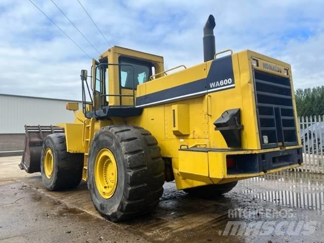 Komatsu WA 600-1 Φορτωτές με λάστιχα (Τροχοφόροι)