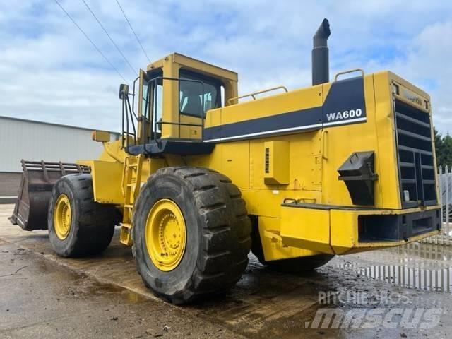 Komatsu WA 600-1 Φορτωτές με λάστιχα (Τροχοφόροι)