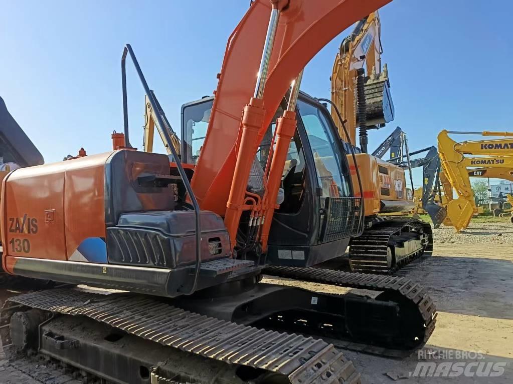 Hitachi ZX130-5A Εκσκαφείς με ερπύστριες