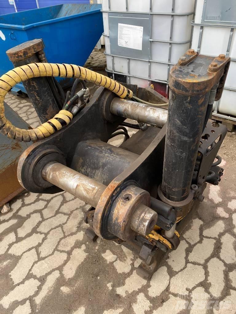 Engcon EC20 SS9 Κουβάδες