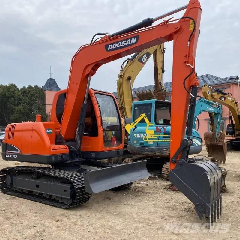 Doosan DX 75-9 Εκσκαφείς με ερπύστριες