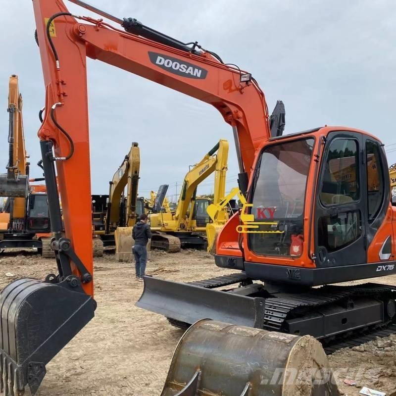 Doosan DX 75-9 Εκσκαφείς με ερπύστριες