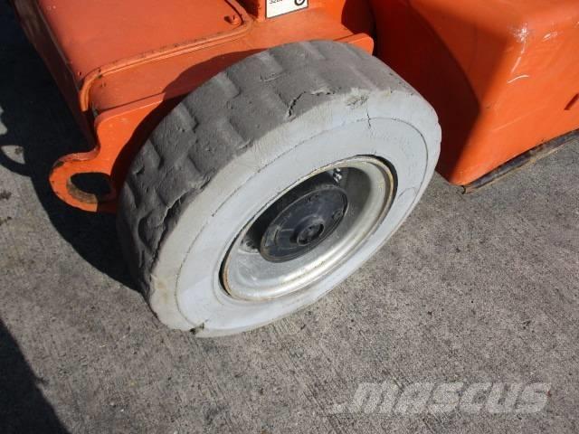JLG E 400 AJPN (817) Ανυψωτήρες με αρθρωτό βραχίονα