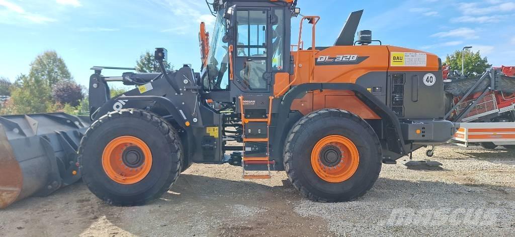 Doosan DL 320-7 Φορτωτές με λάστιχα (Τροχοφόροι)