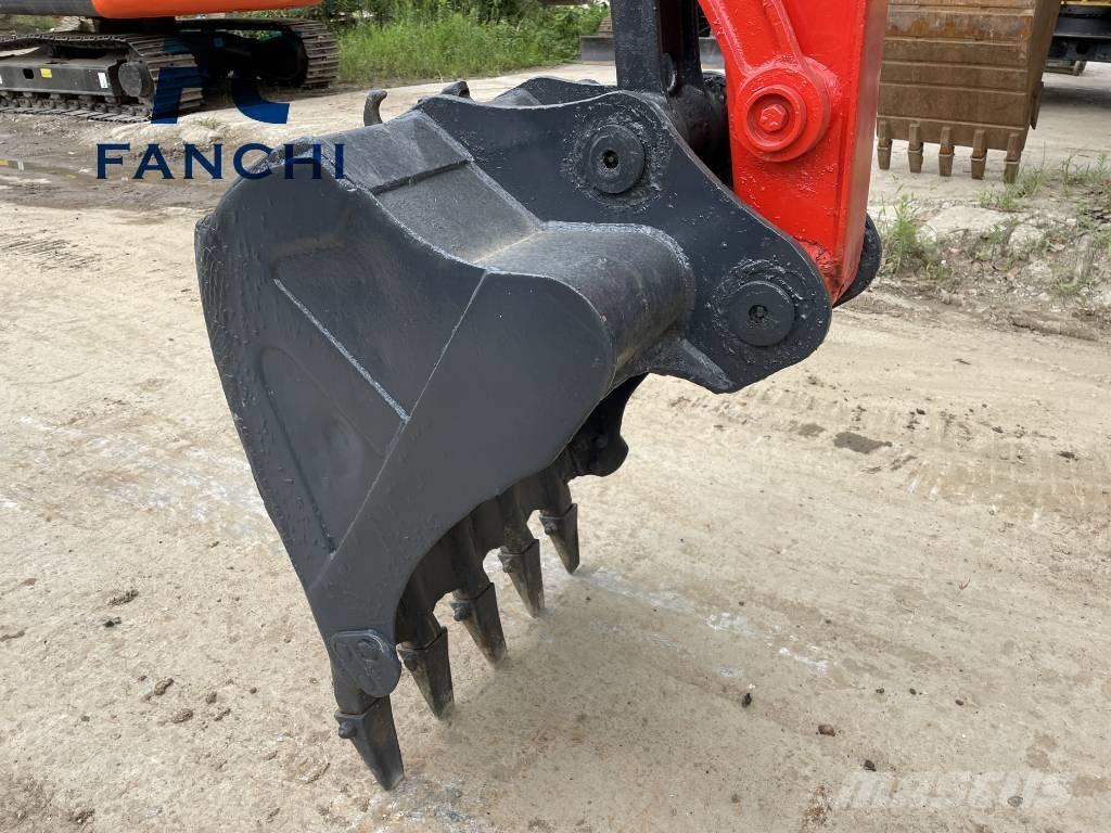 Kubota KX 165 Εκσκαφείς με ερπύστριες