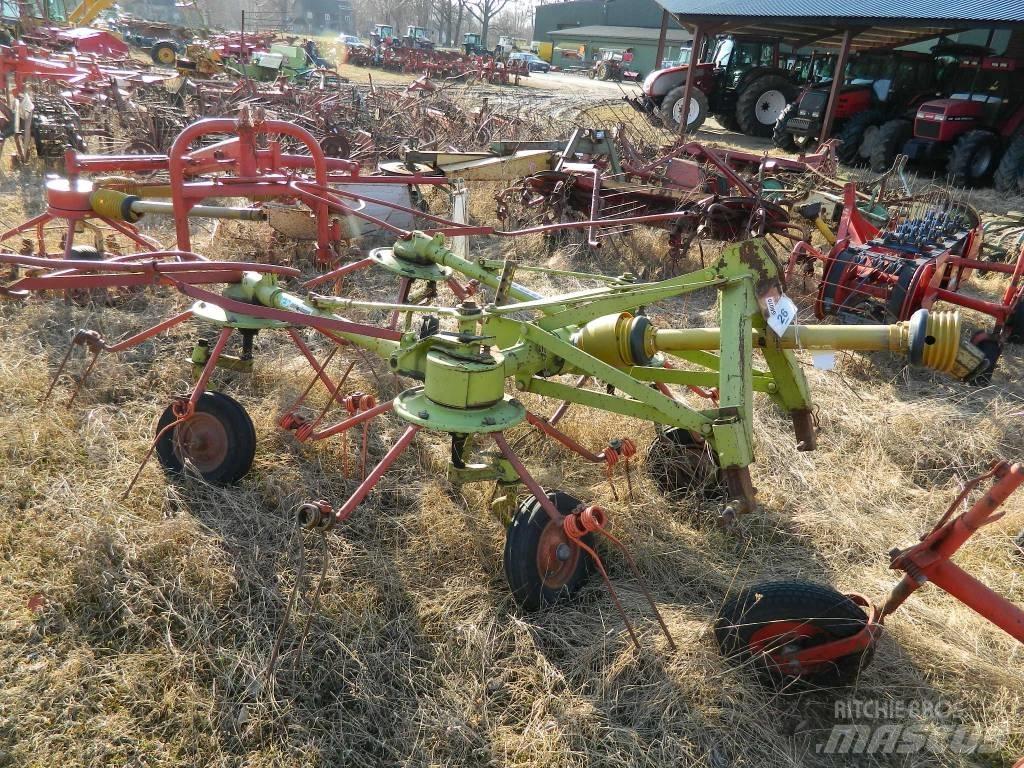 CLAAS 4 Τσουγκράνες και χορτοξηραντικές μηχανές