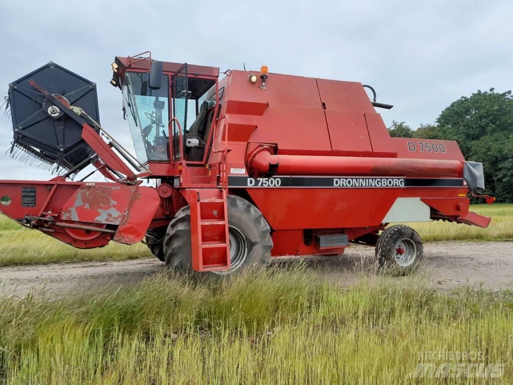 Dronningborg D7500 Θεριζοαλωνιστικές μηχανές