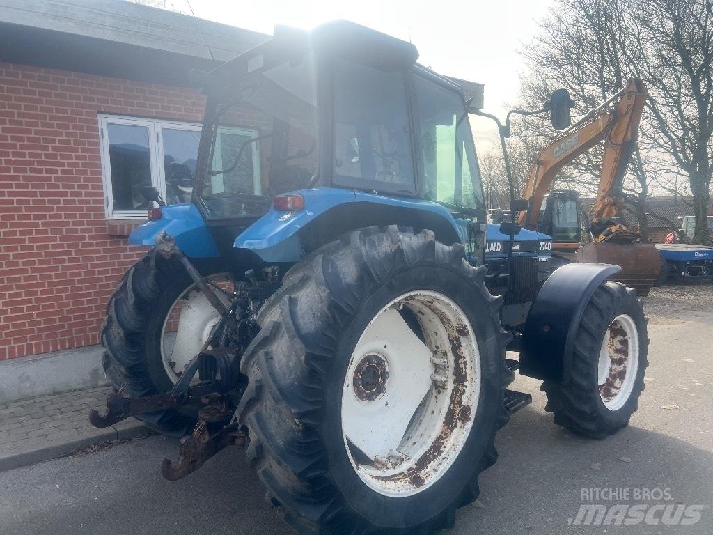 New Holland 7740 Τρακτέρ
