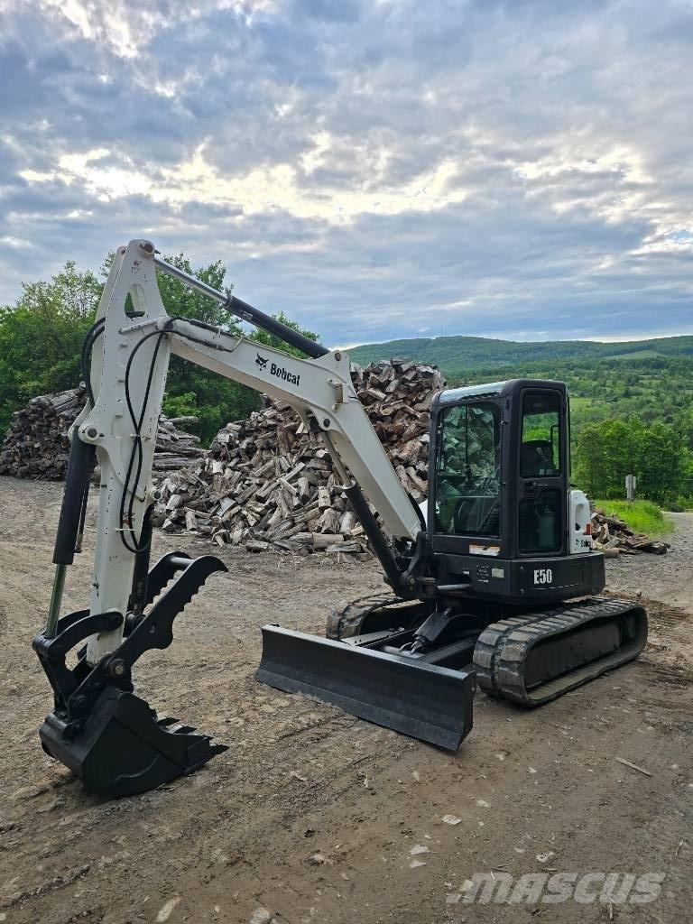 Bobcat E 50 Εκσκαφάκι (διαβολάκι) < 7t