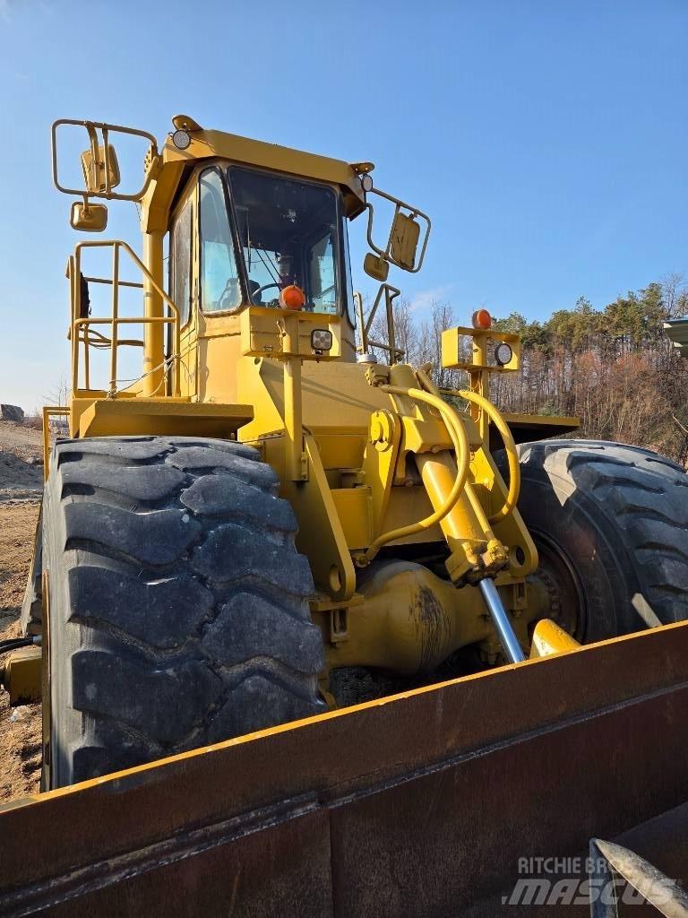 CAT 824c Μπουλντόζες με λάστιχα