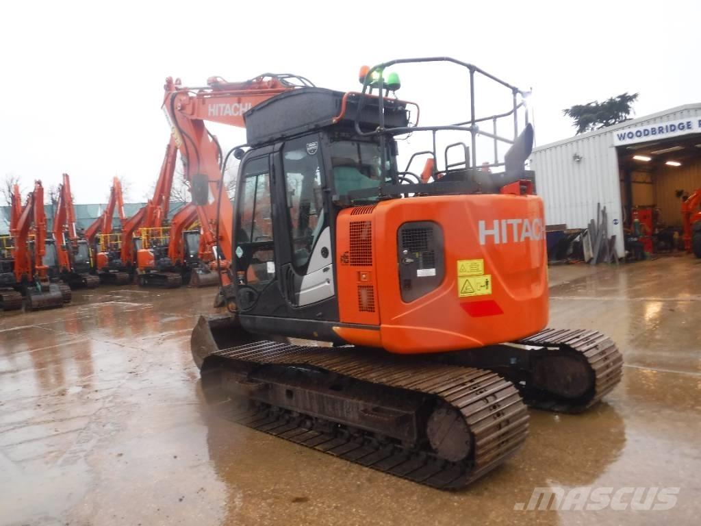 Hitachi ZX 135 US-6 Εκσκαφείς με ερπύστριες