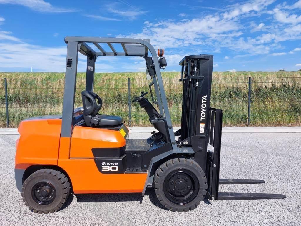 Toyota FDZN30 Πετρελαιοκίνητα Κλαρκ