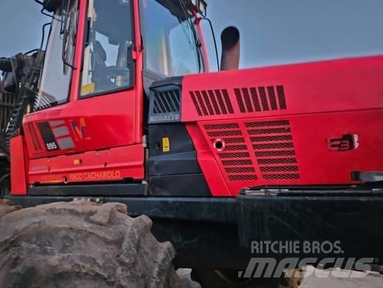 Komatsu 895 Μεταφορείς ξυλείας