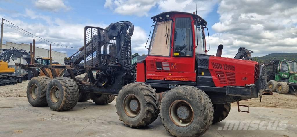 Komatsu 895 Μεταφορείς ξυλείας