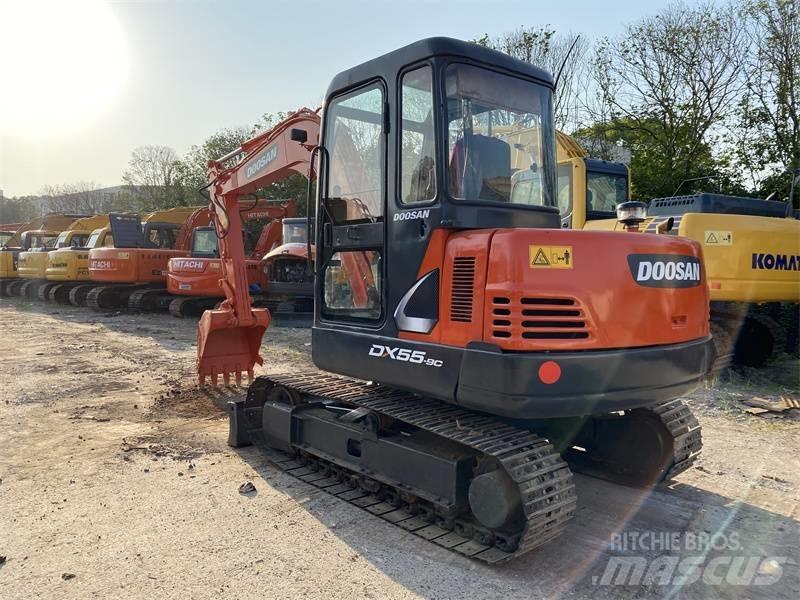 Doosan DX 55 Εκσκαφείς με τροχούς - λάστιχα