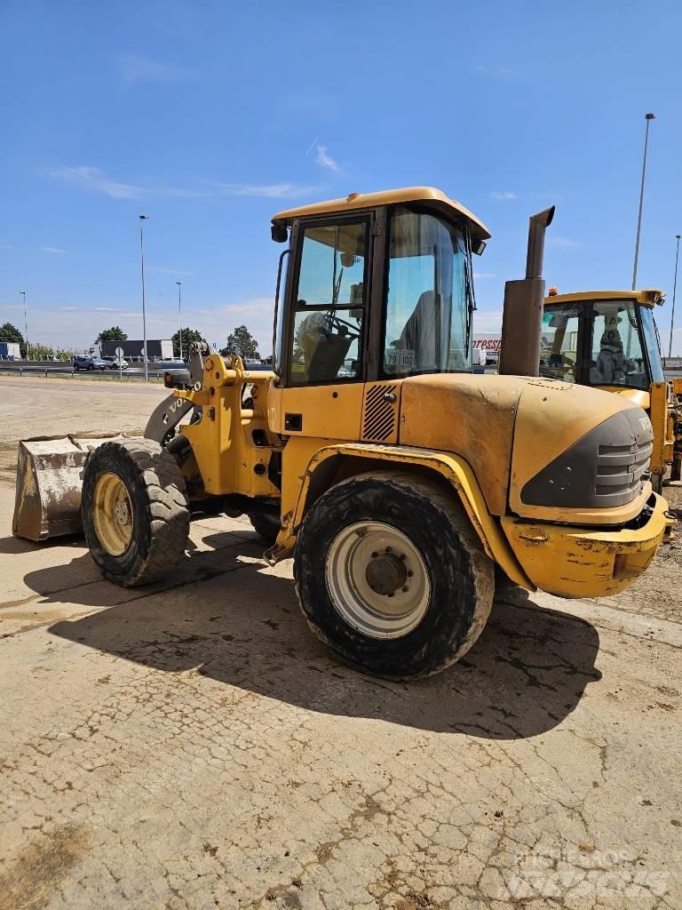 Volvo L 40 Φορτωτές με λάστιχα (Τροχοφόροι)