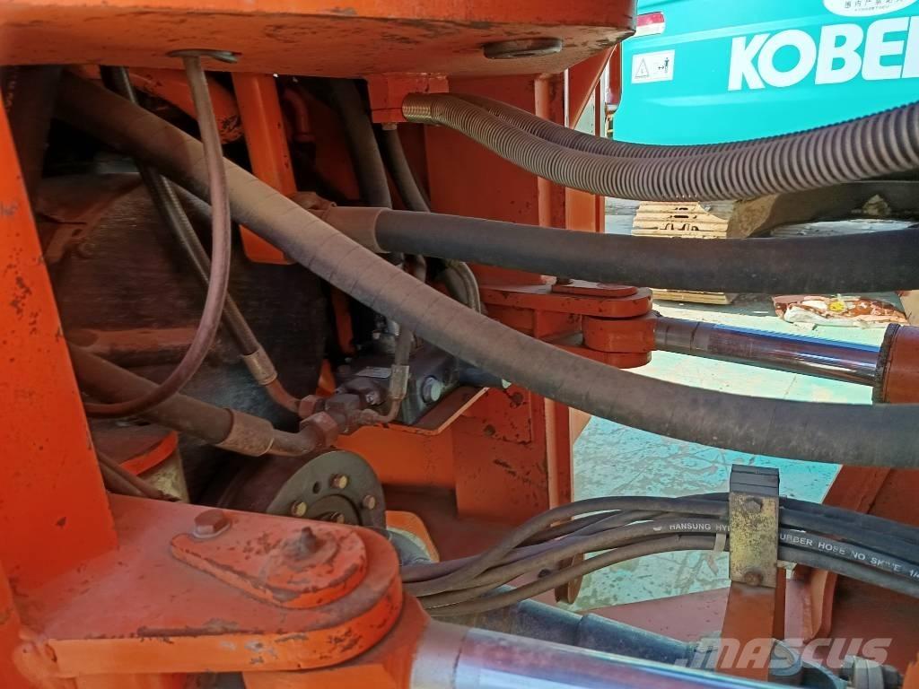 Doosan DL 505 Φορτωτές με λάστιχα (Τροχοφόροι)