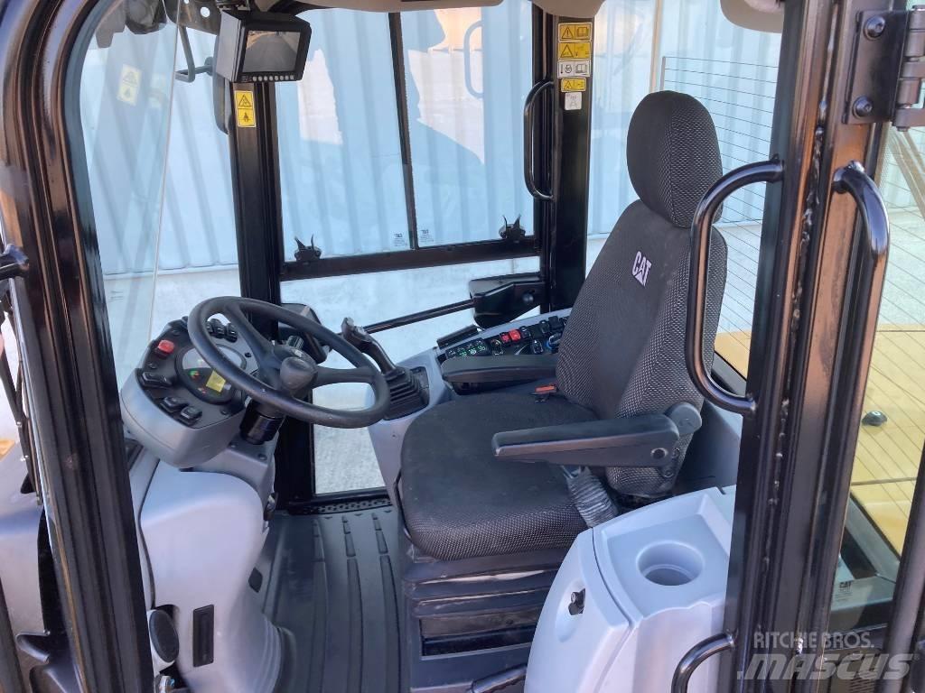 CAT 910 Φορτωτές με λάστιχα (Τροχοφόροι)