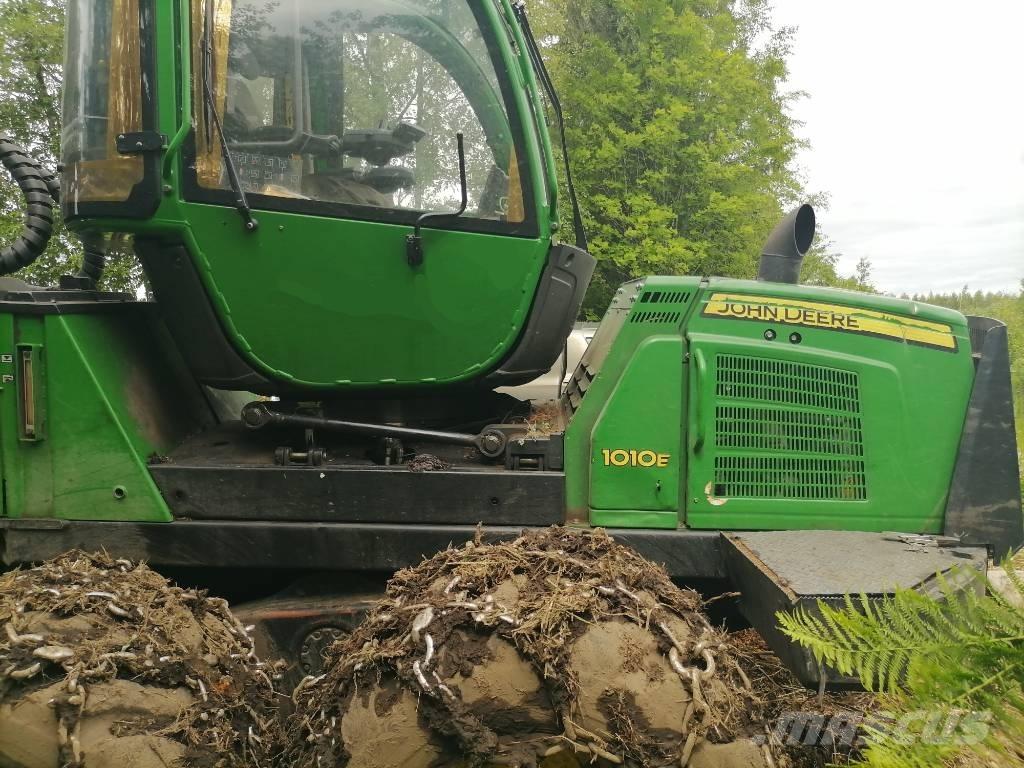 John Deere 1010 E Μεταφορείς ξυλείας