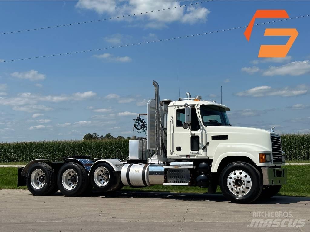 Mack Pinnacle CH613 Τράκτορες