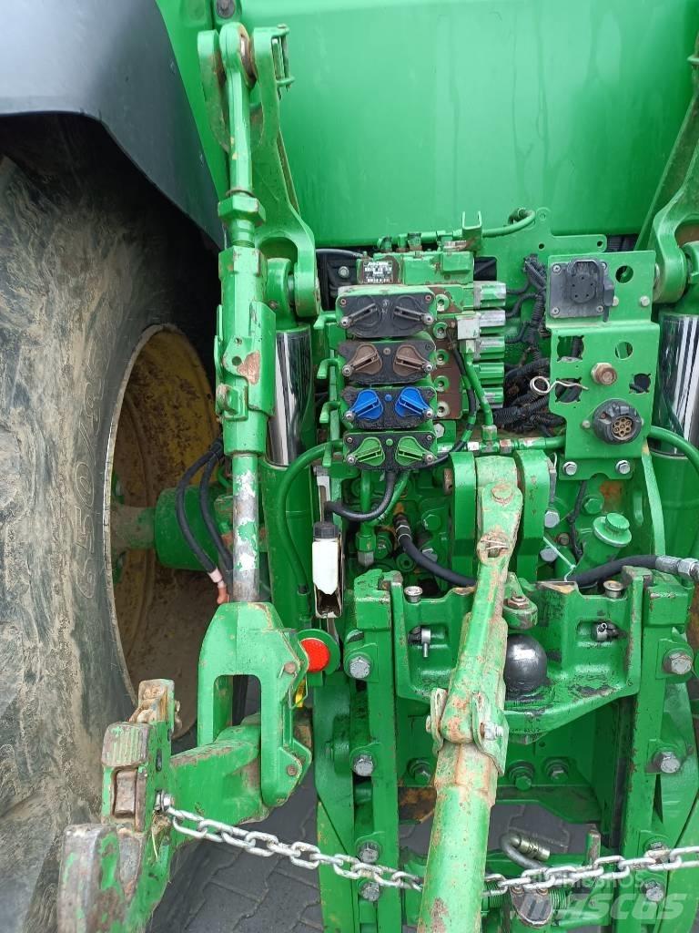 John Deere 7215 R Τρακτέρ