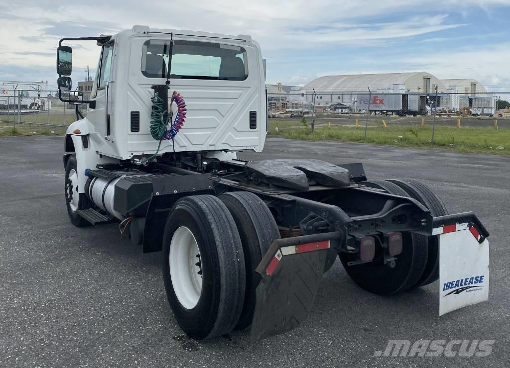 International MV607 Τράκτορες