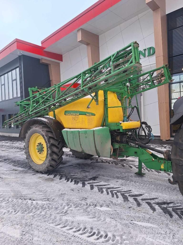 John Deere 740 Ρυμουλκούμενα ψεκαστικά