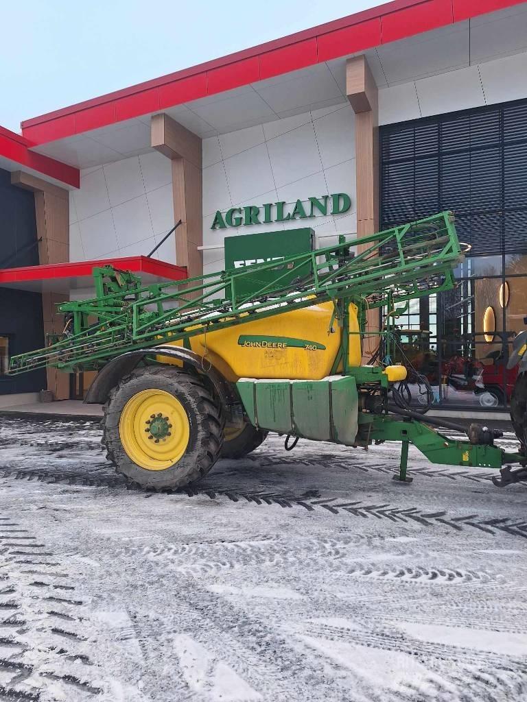 John Deere 740 Ρυμουλκούμενα ψεκαστικά
