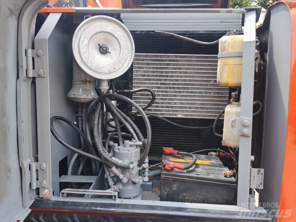 Hitachi EX 120-5 Εκσκαφείς με ερπύστριες