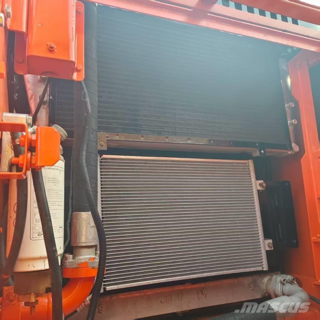 Doosan DX 300 Εκσκαφείς με ερπύστριες