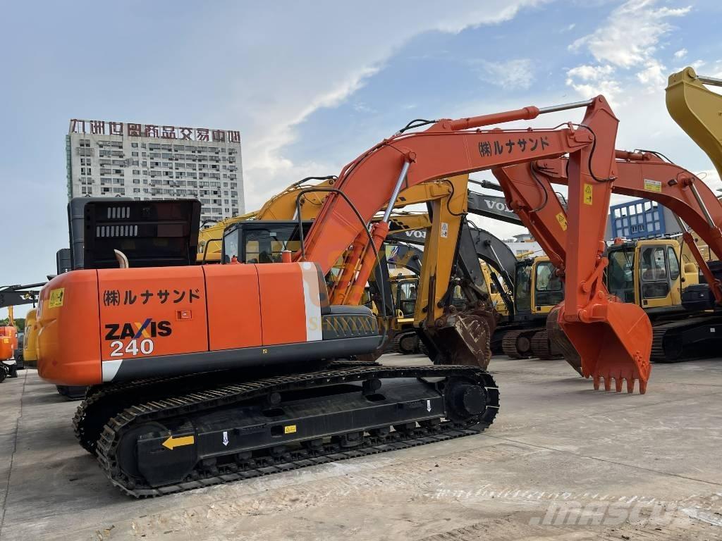 Hitachi ZX 240 Εκσκαφείς με ερπύστριες