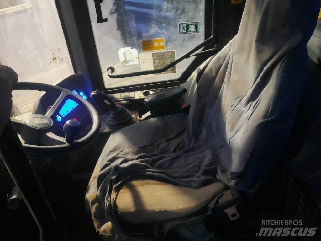JCB 411 Συστήματα τηλεχειρισμού για τη γεωργία
