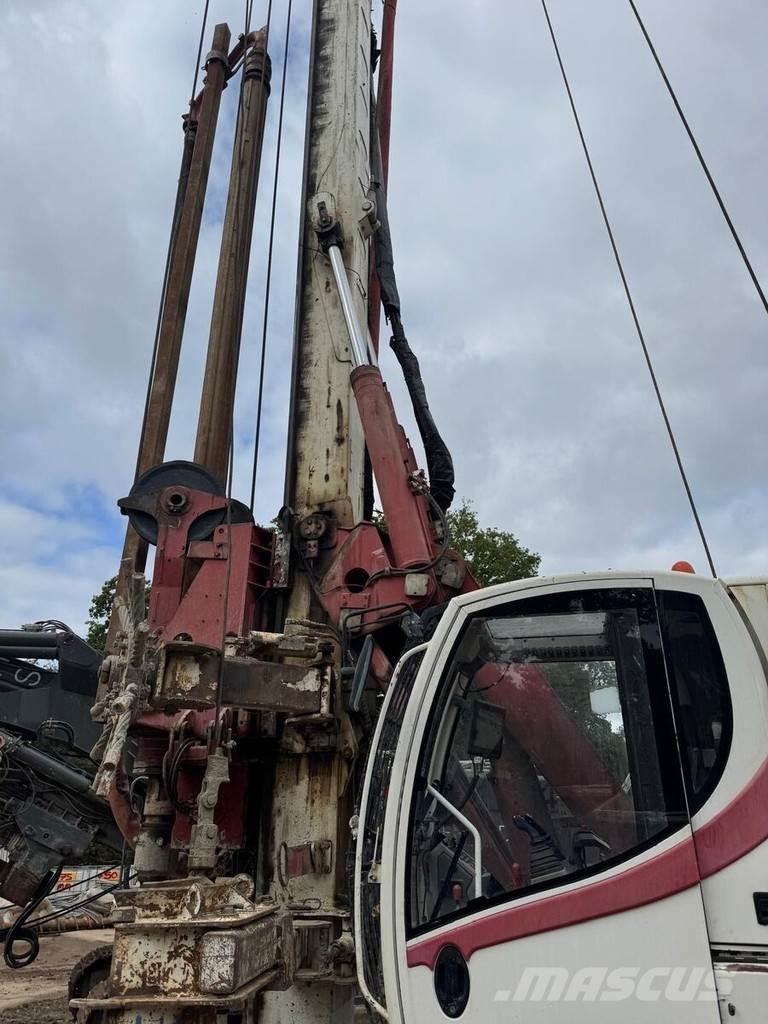 Casagrande B175 Βαριά τρυπάνια