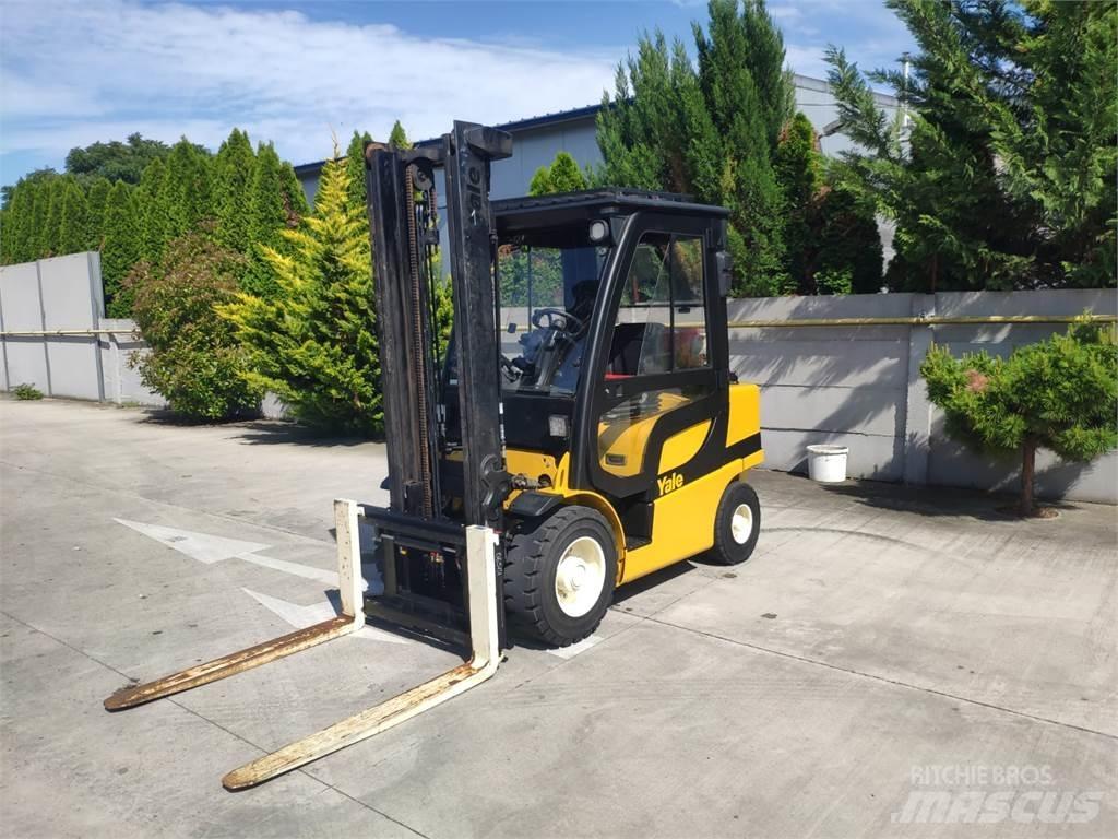 Yale GLP30VX Περονοφόρα ανυψωτικά κλαρκ με φυσικό αέριο LPG