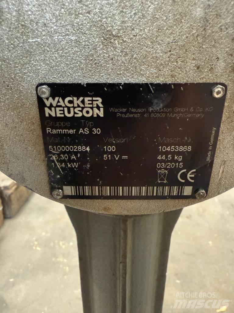 Wacker Neuson AS30e Κόπανοι