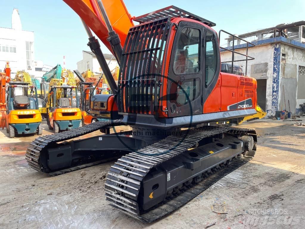 Doosan DX 300 Εκσκαφείς με ερπύστριες