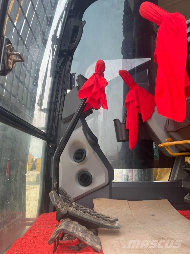 CAT 323GC Εκσκαφείς με ερπύστριες