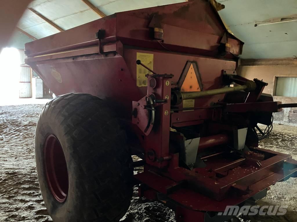 Bredal B 4 Διασκορπιστές κοπριάς