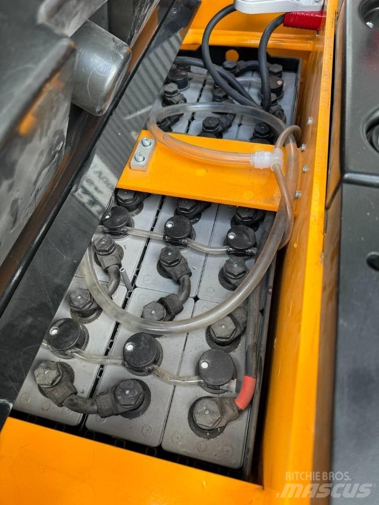 Hyundai 15ESR Ηλεκτρικά παλετοφόρα με ιστό