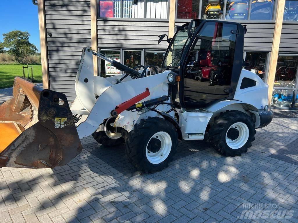 Yanmar 1201 Φορτωτές με λάστιχα (Τροχοφόροι)