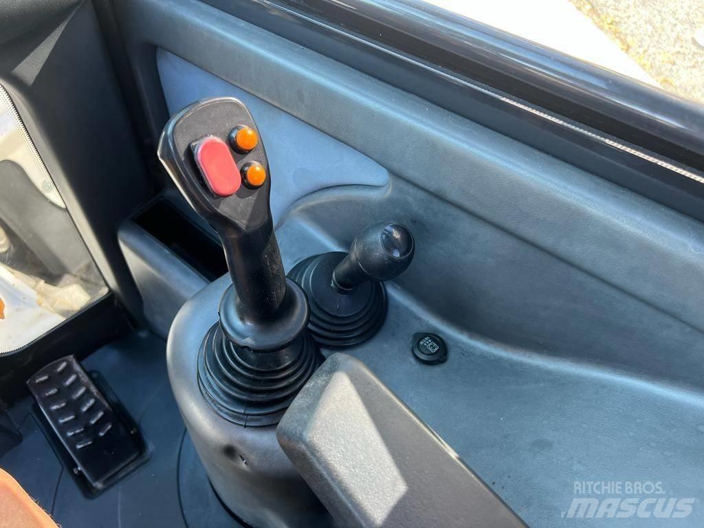Yanmar 1201 Φορτωτές με λάστιχα (Τροχοφόροι)
