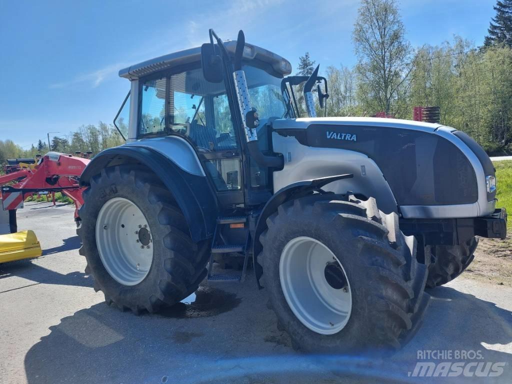 Valtra M 120 E Τρακτέρ