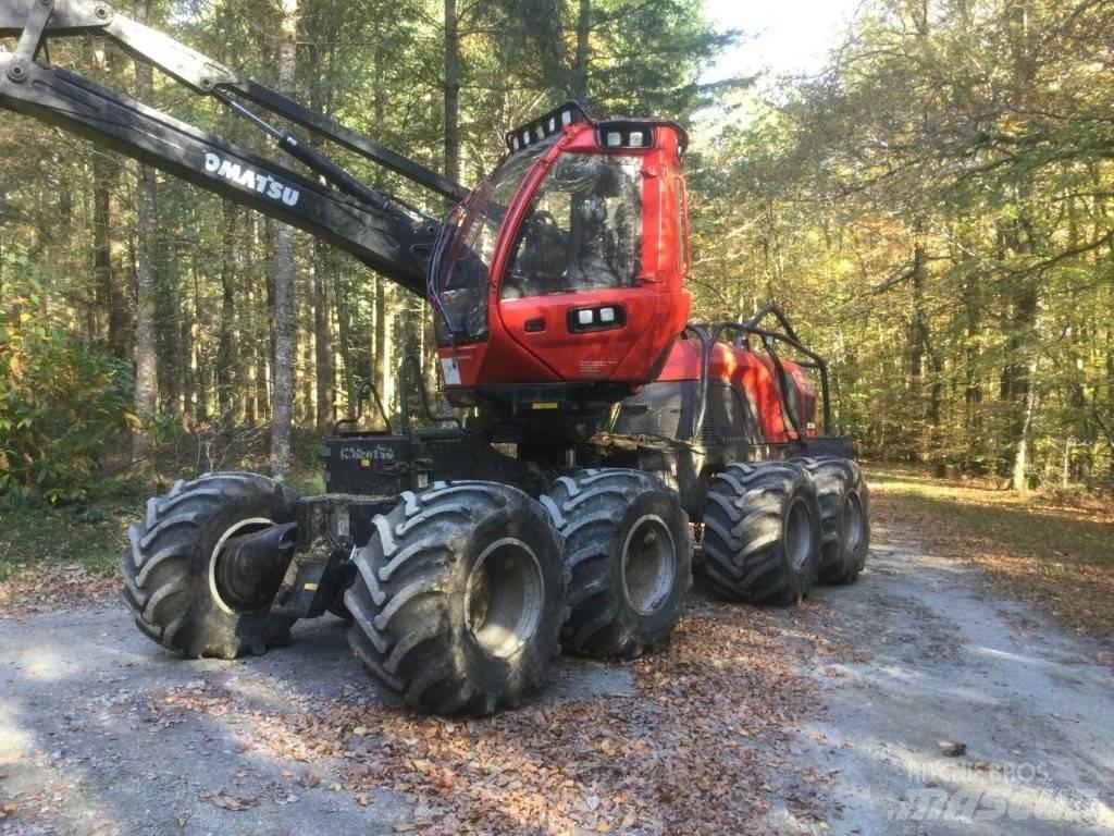Komatsu 931 XC Θεριζοαλωνιστικές μηχανές
