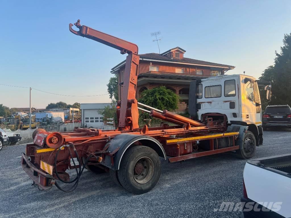 Iveco 150E 23 Φορτηγά Κόφα