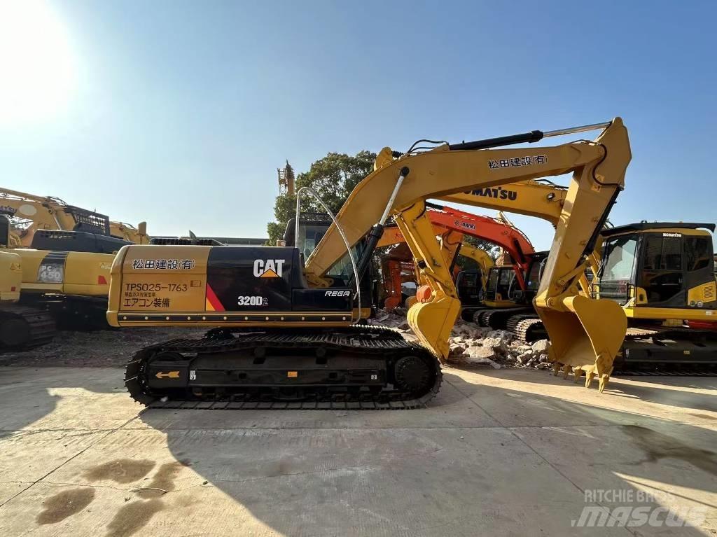 CAT 320D2 Εκσκαφείς με ερπύστριες