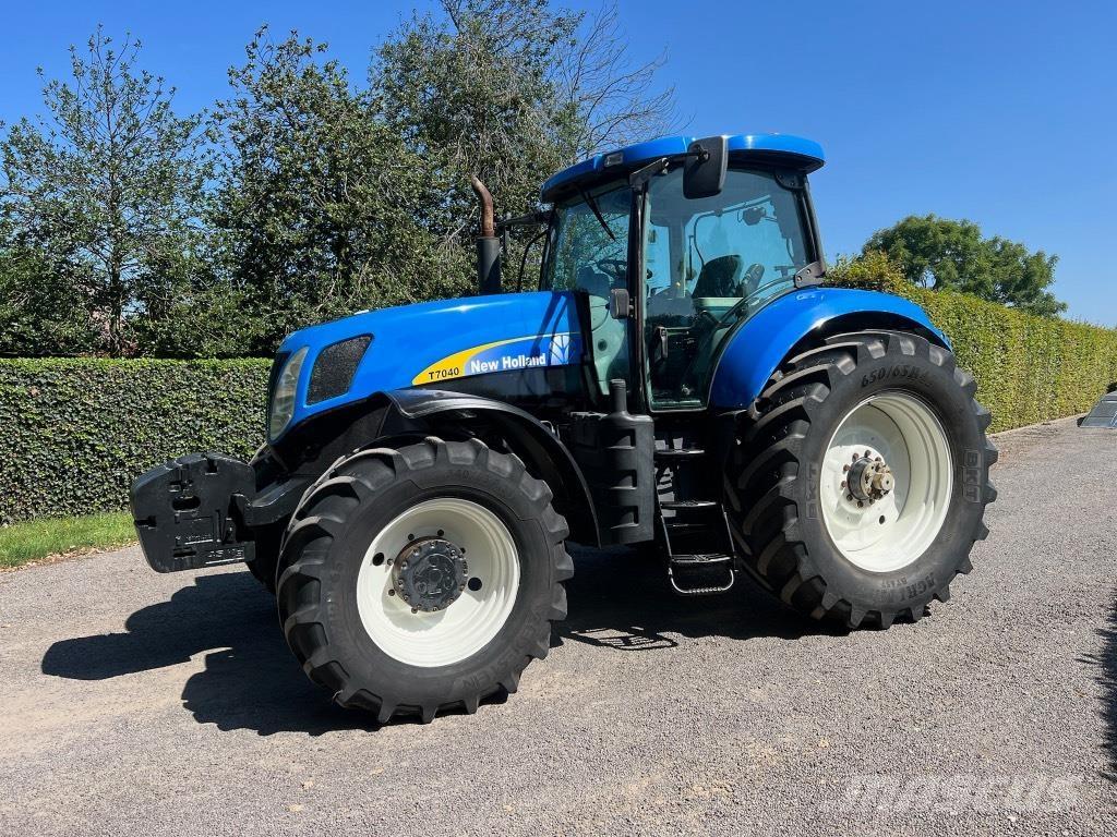 New Holland T 7040 Τρακτέρ